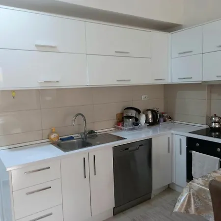 New Lux In Makedonia Apartment