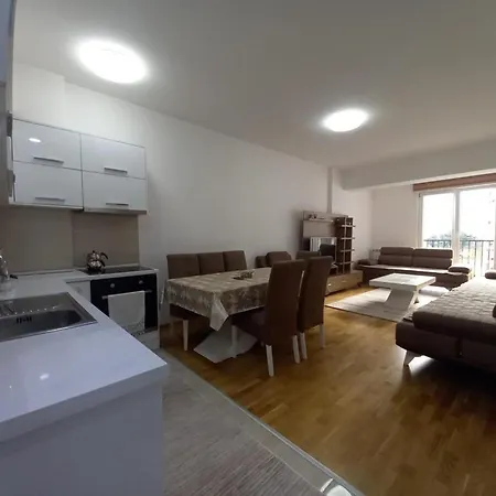 Apartment New Lux In Makedonia Skopje