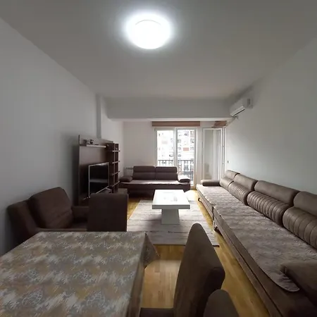 New Lux In Makedonia Apartment